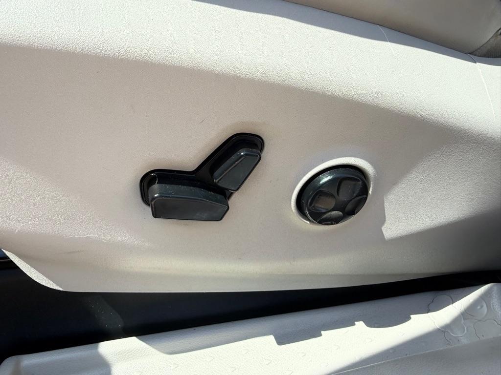 Chrysler Pacifica Limited 2017