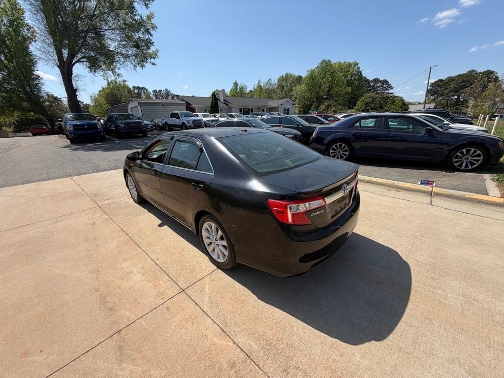 Toyota Camry Hybrid LE 2012