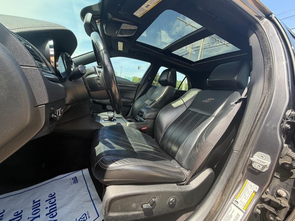 Chrysler 300 S V6 RWD 2013