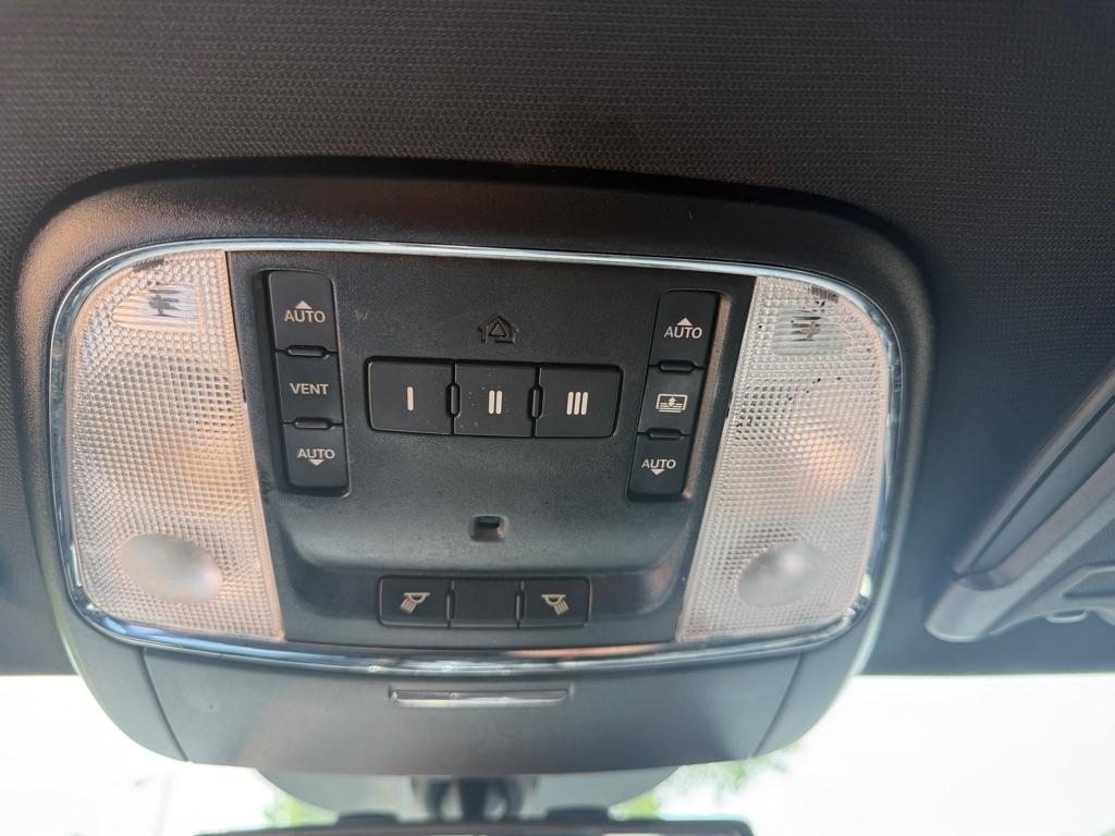 Chrysler 300 S V6 RWD 2013