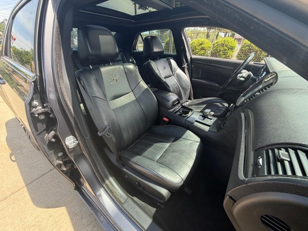 Chrysler 300 S V6 RWD 2013