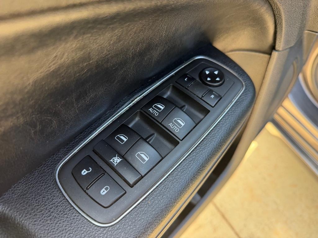 Chrysler 300 S V6 RWD 2013