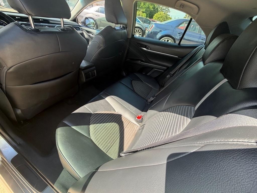 Toyota Camry SE 2018