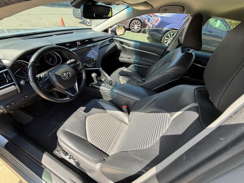 Toyota Camry SE 2018