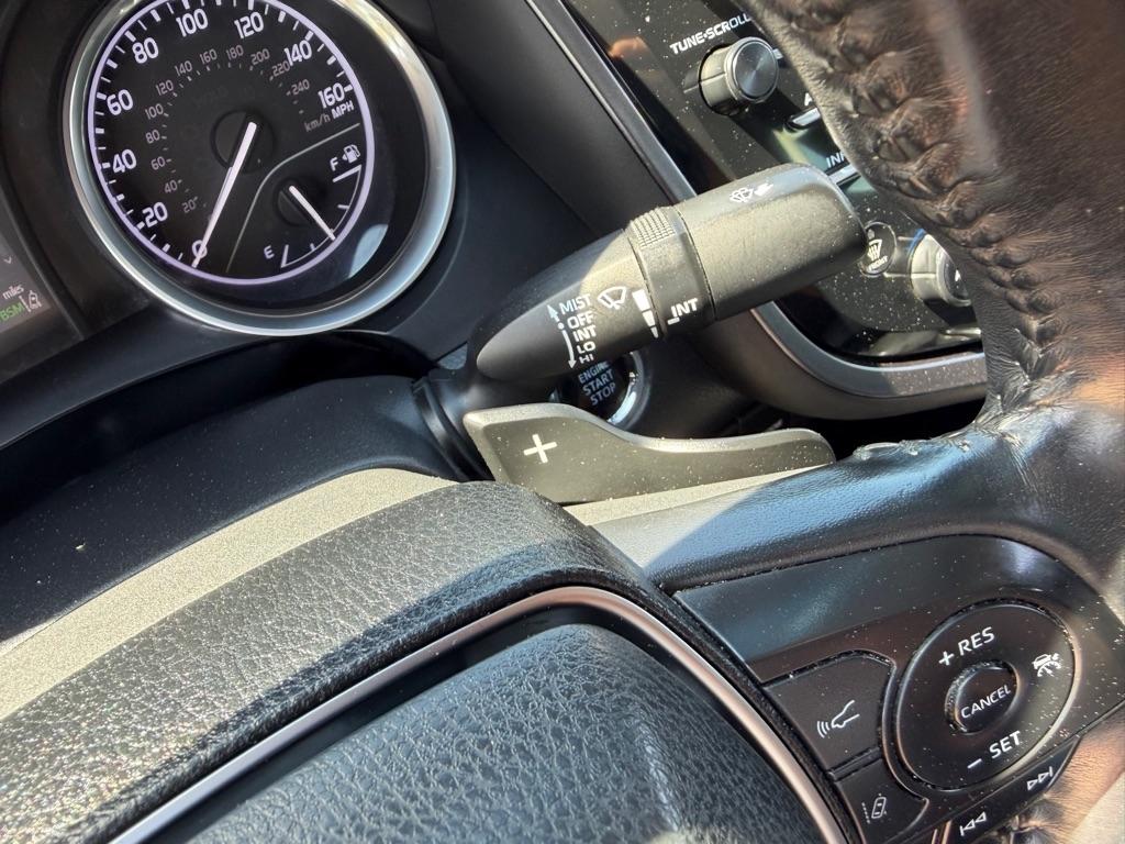 Toyota Camry SE 2018