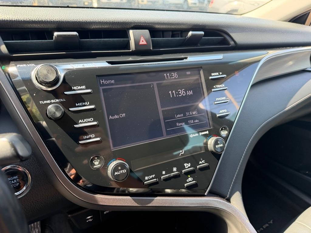 Toyota Camry SE 2018