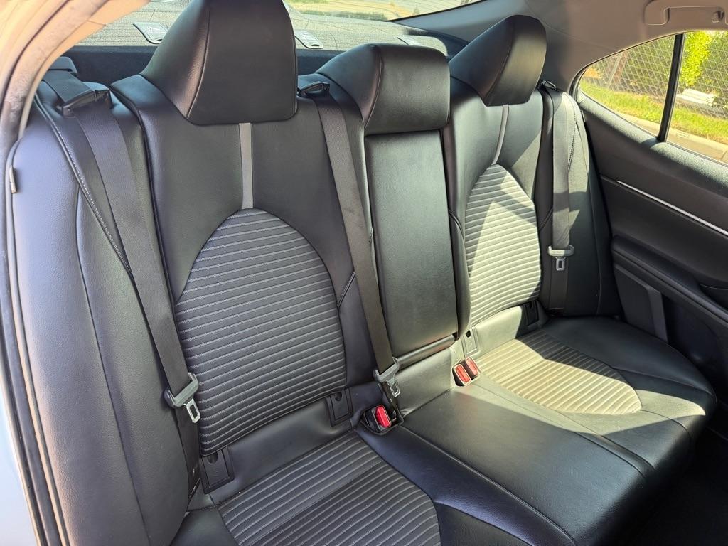 Toyota Camry SE 2018