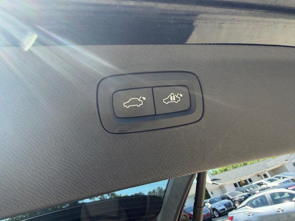 Volvo XC90 T6 Momentum AWD 2019