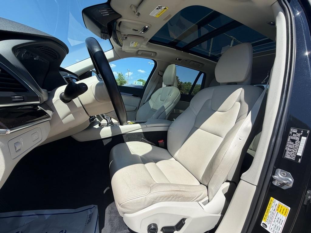 Volvo XC90 T6 Momentum AWD 2019