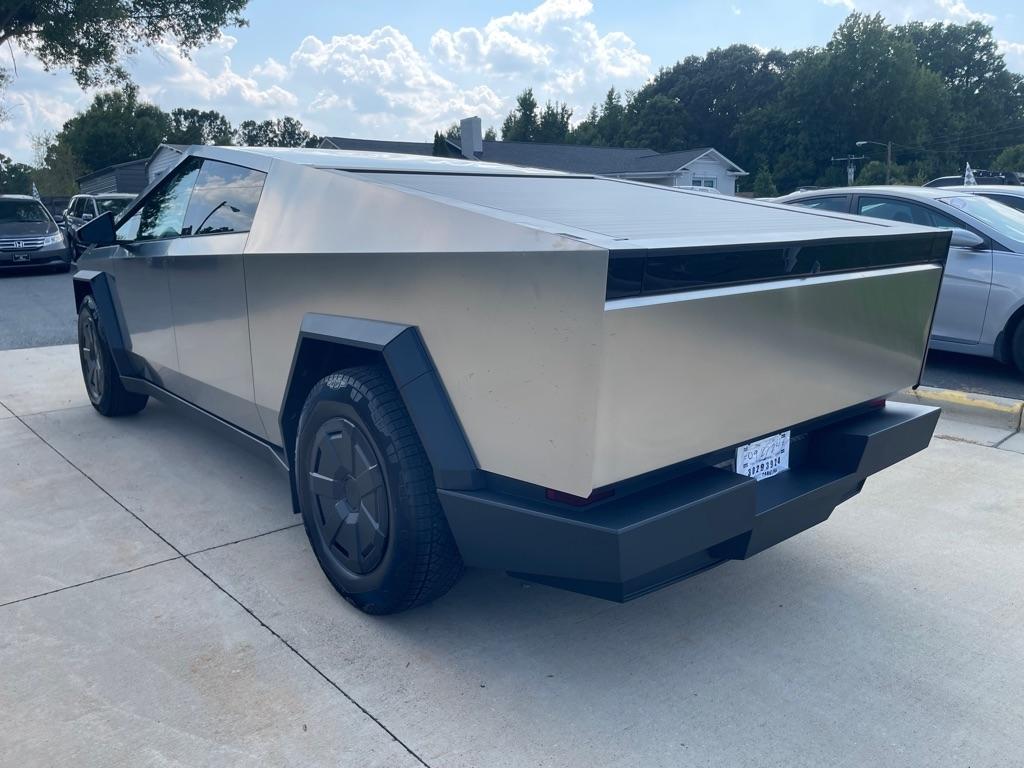 Tesla Cybertruck Cyberbeast 2024