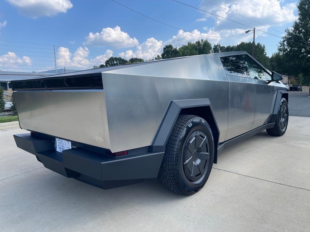 Tesla Cybertruck Cyberbeast 2024