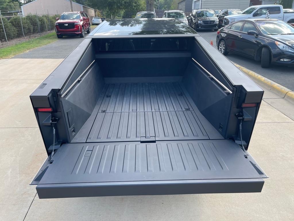 Tesla Cybertruck Cyberbeast 2024