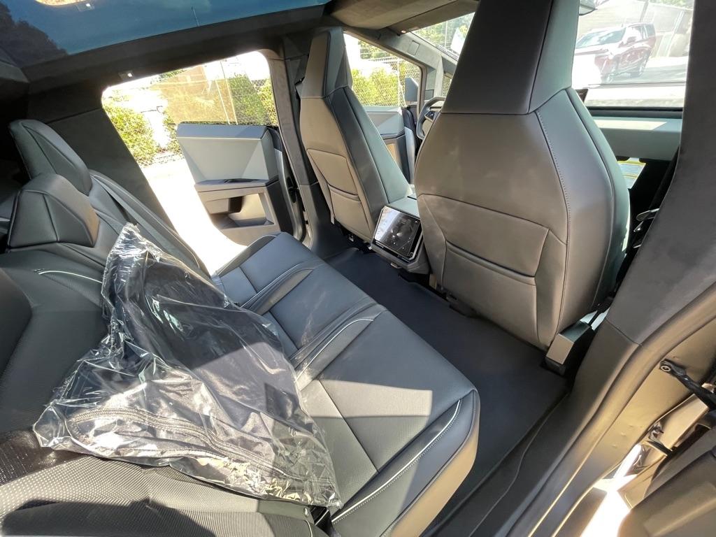 Tesla Cybertruck Cyberbeast 2024