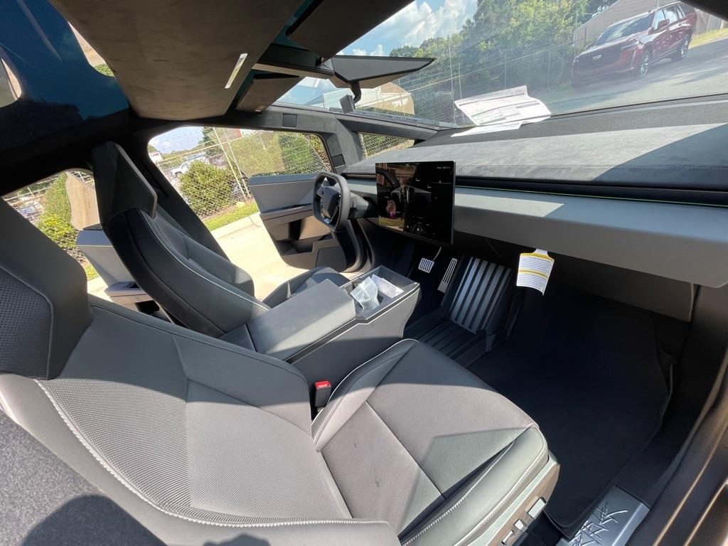 Tesla Cybertruck Cyberbeast 2024