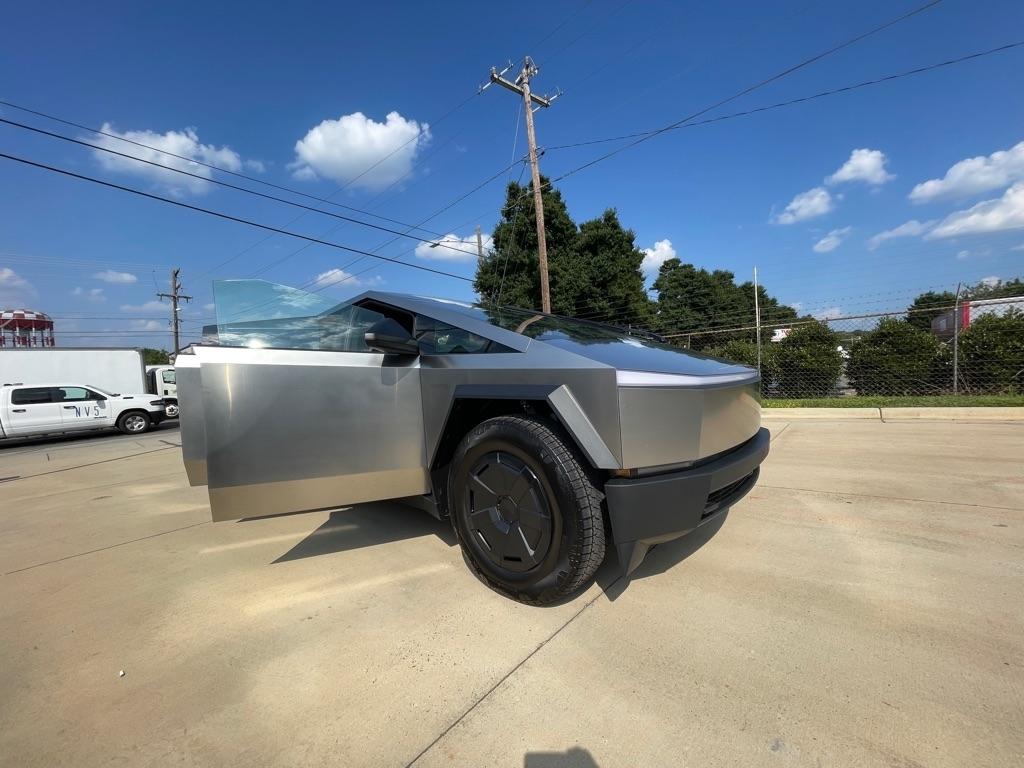 Tesla Cybertruck Cyberbeast 2024