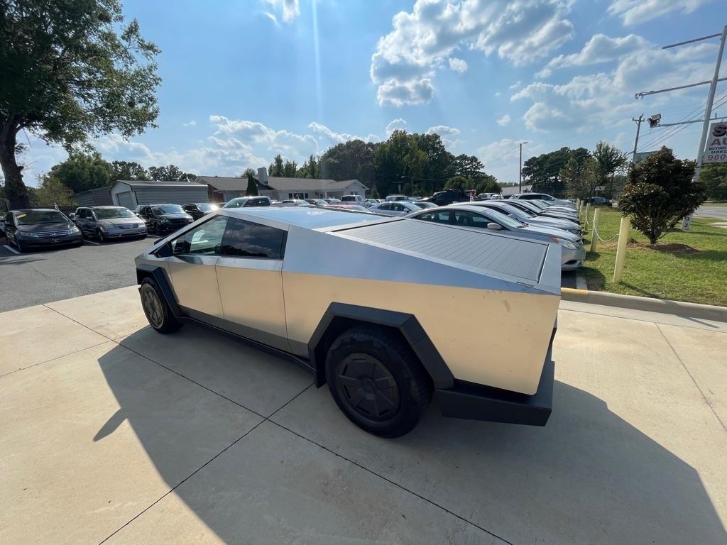 Tesla Cybertruck Cyberbeast 2024