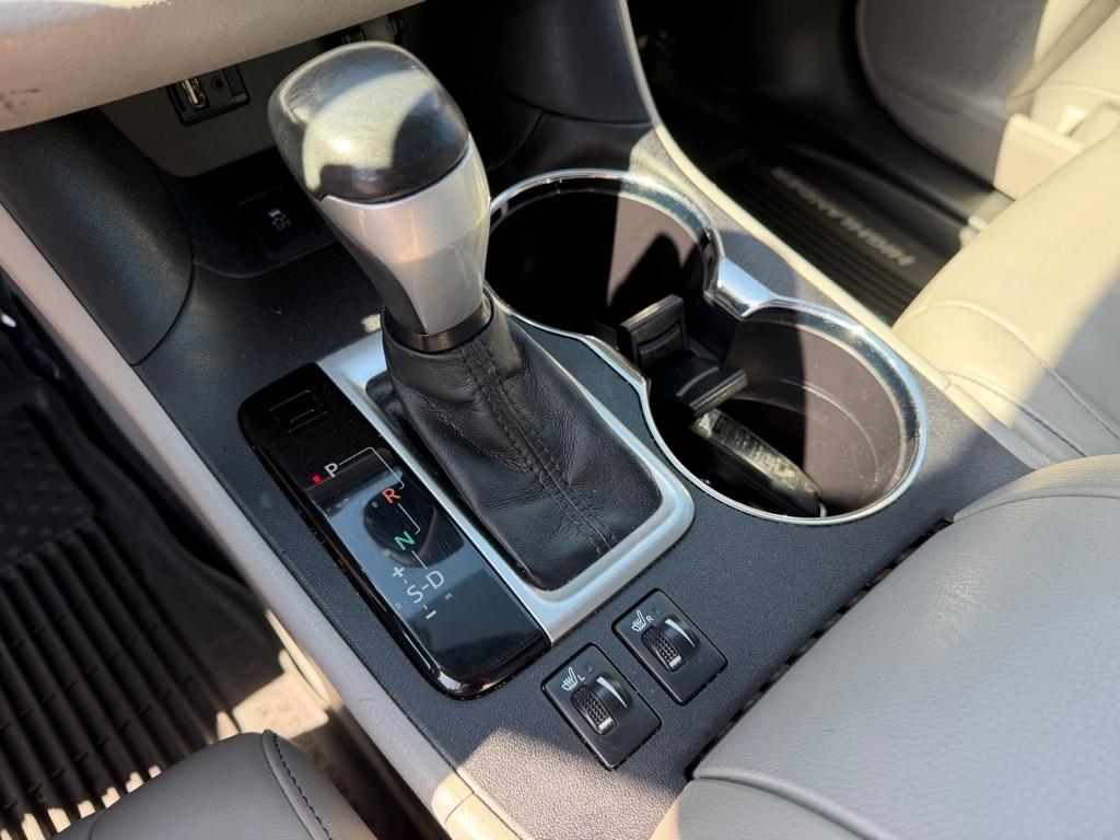 Toyota Highlander XLE FWD V6 2015