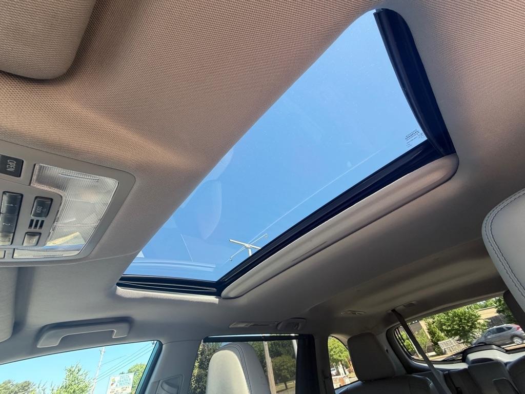 Toyota Highlander XLE FWD V6 2015