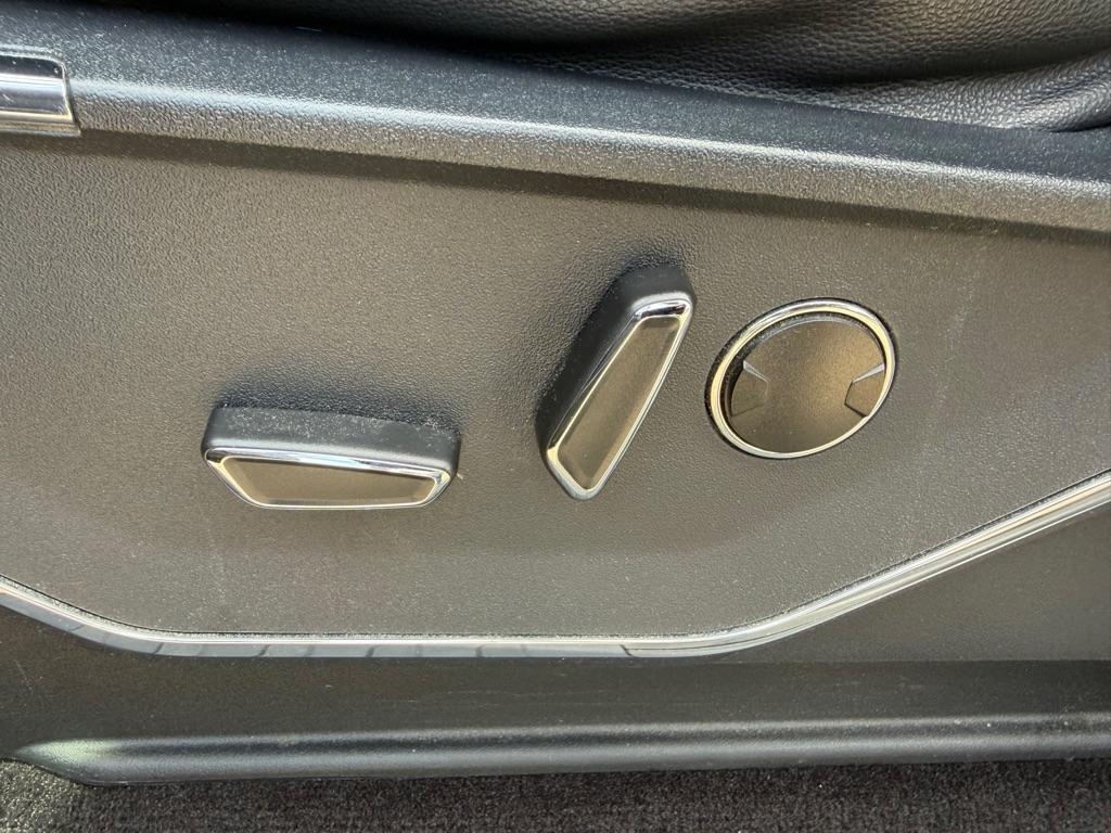 Ford F-150 Lariat SuperCrew 5.5-ft. Bed 4WD 2022