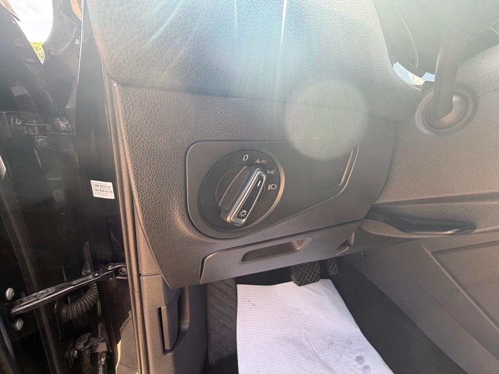 Volkswagen Tiguan SE 2019