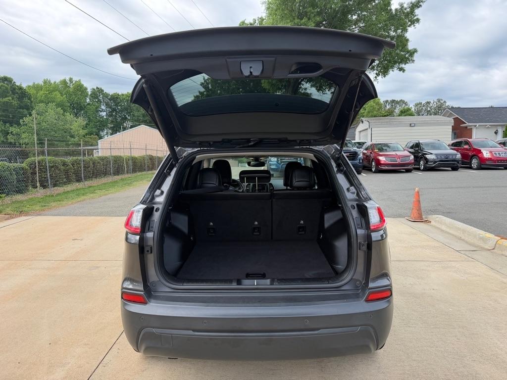 Jeep Cherokee Latitude Plus FWD 2020