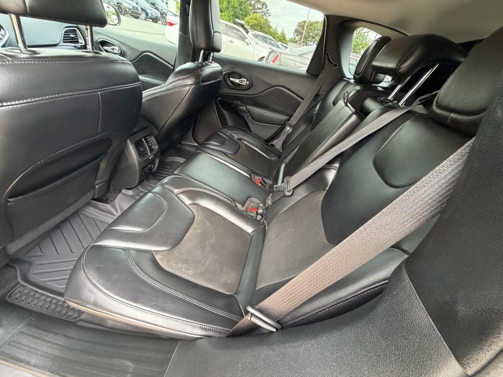 Jeep Cherokee Latitude Plus FWD 2020
