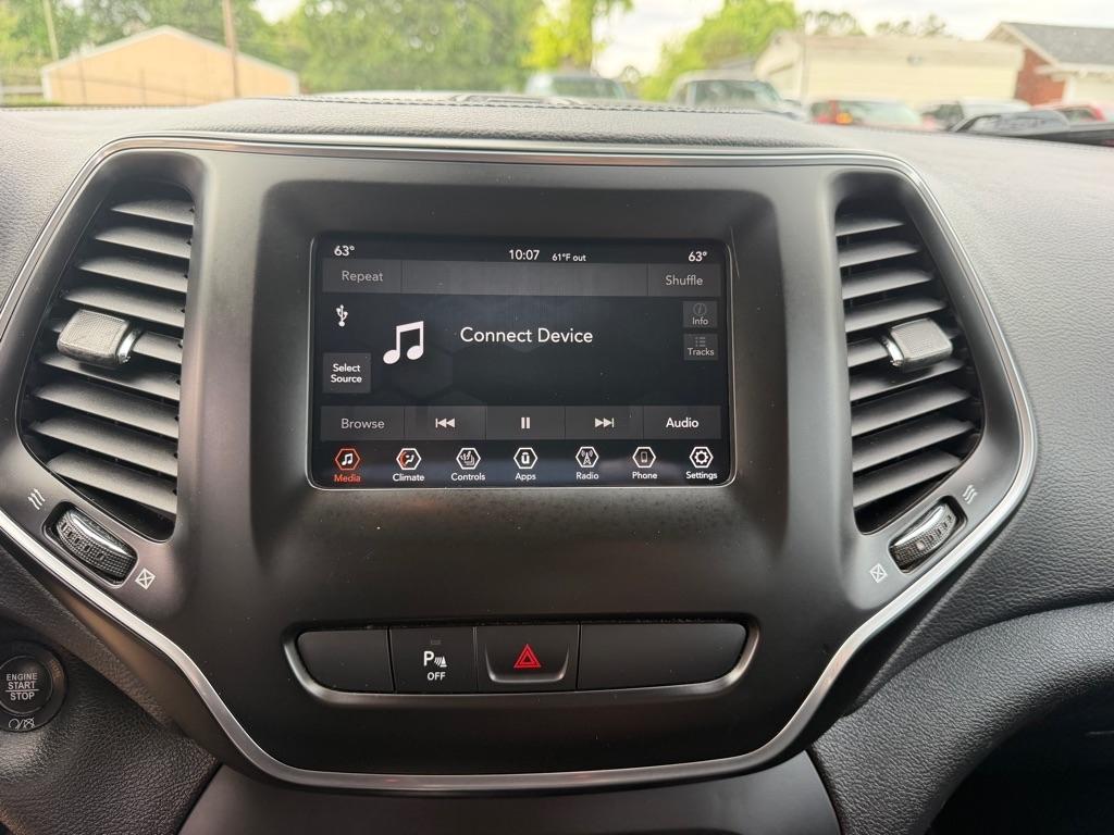Jeep Cherokee Latitude Plus FWD 2020