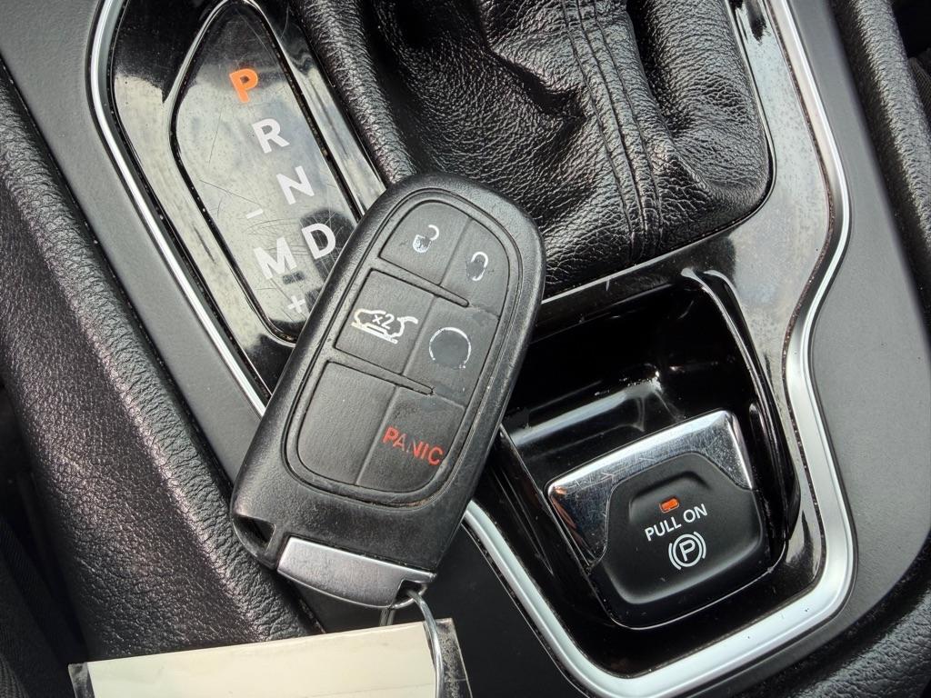 Jeep Cherokee Latitude Plus FWD 2020