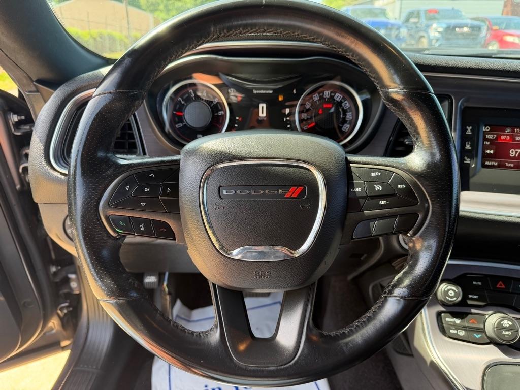 Dodge Challenger  2017