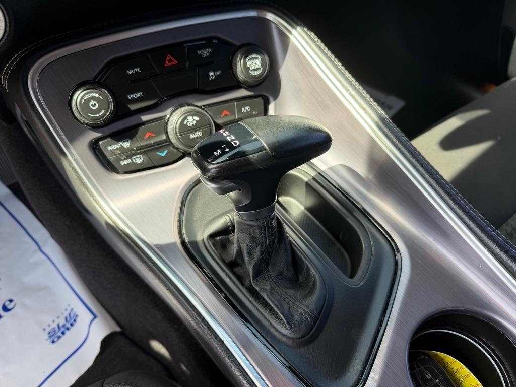 Dodge Challenger  2017