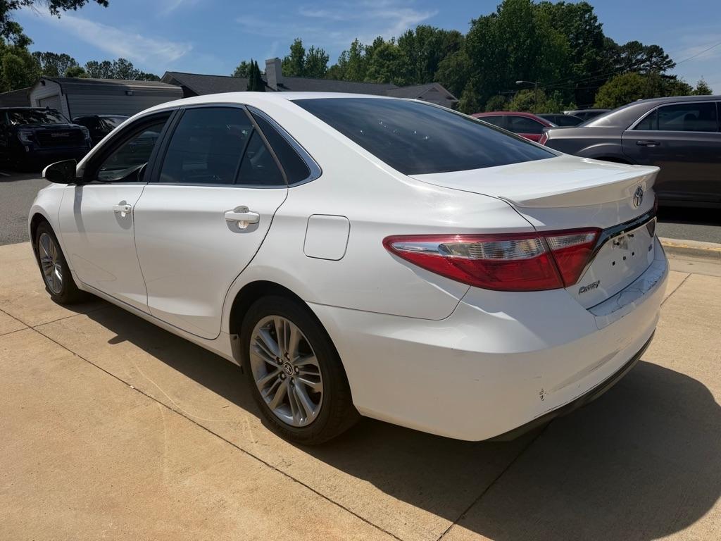 Toyota Camry SE 2015