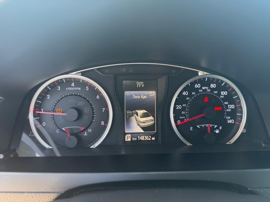 Toyota Camry SE 2015