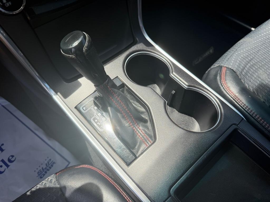 Toyota Camry SE 2015