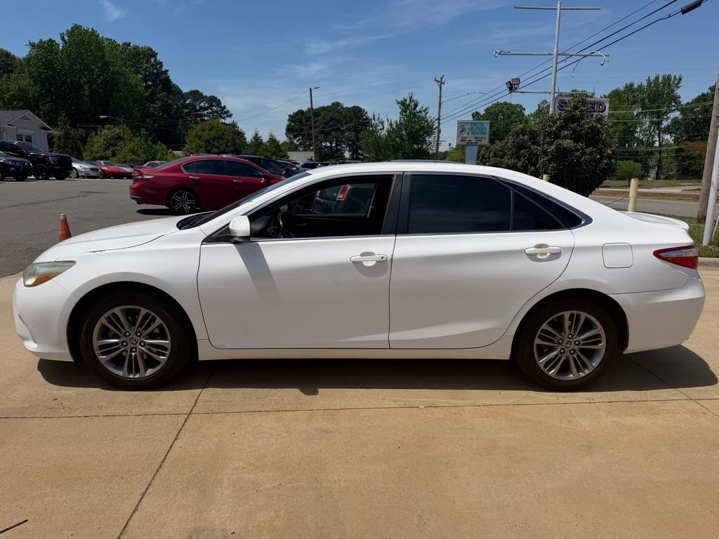 Toyota Camry SE 2015