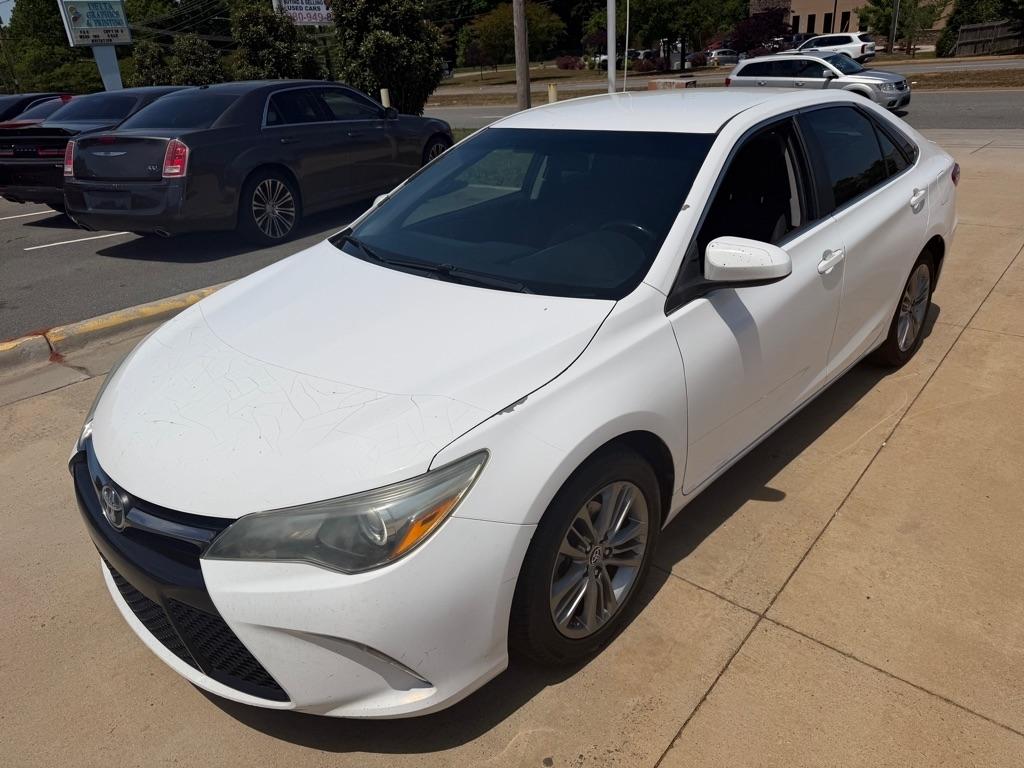 Toyota Camry SE 2015
