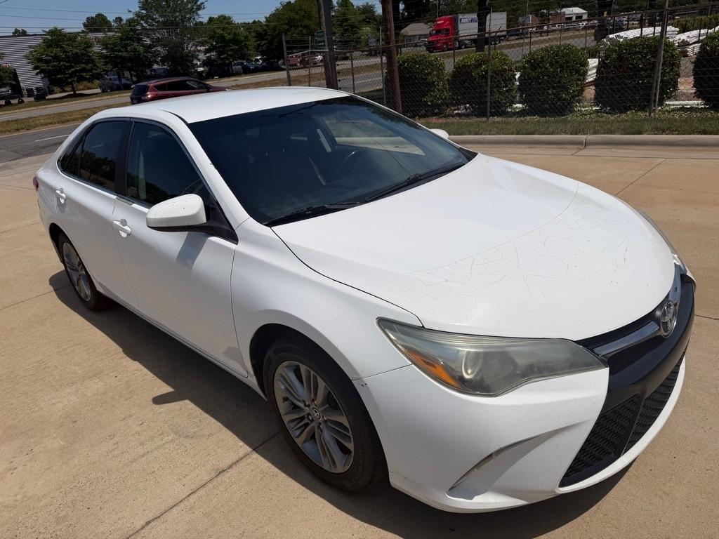 Toyota Camry SE 2015