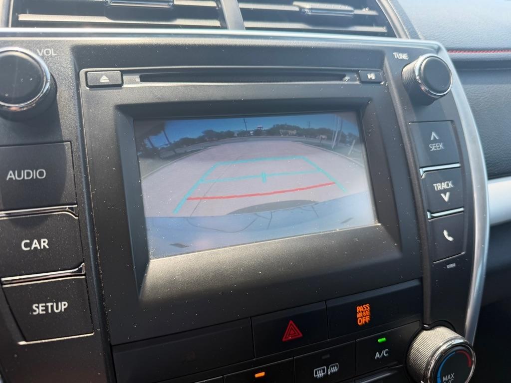 Toyota Camry SE 2015