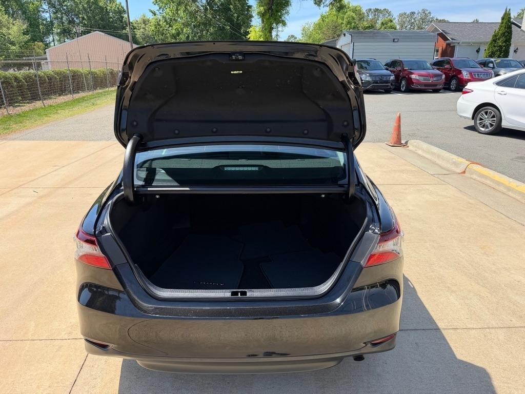 Toyota Camry LE 2022