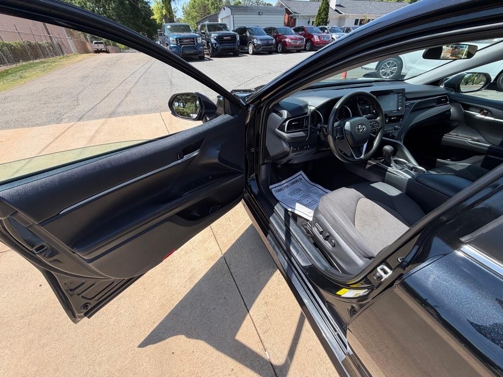 Toyota Camry LE 2022