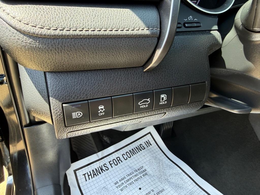 Toyota Camry LE 2022