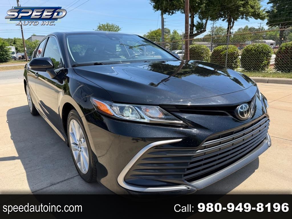 Toyota Camry LE 2022