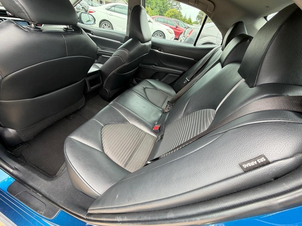 Toyota Camry SE 2018