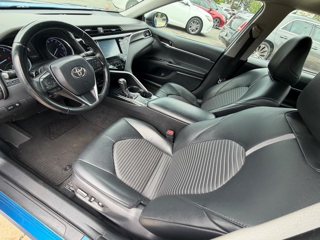 Toyota Camry SE 2018