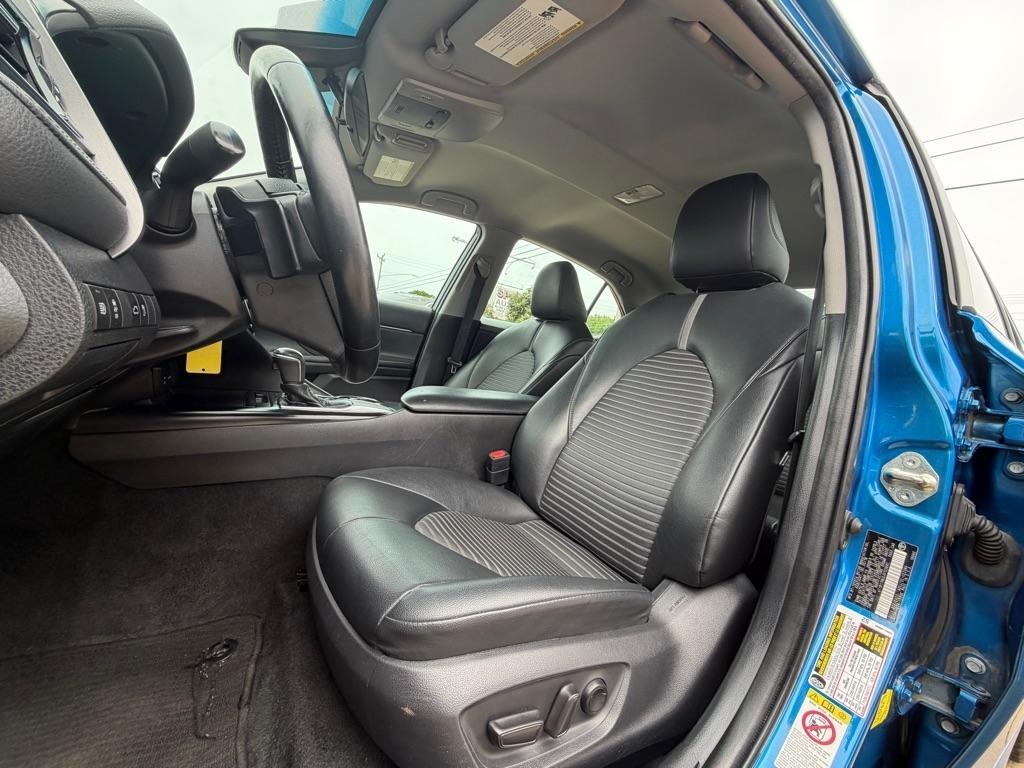 Toyota Camry SE 2018