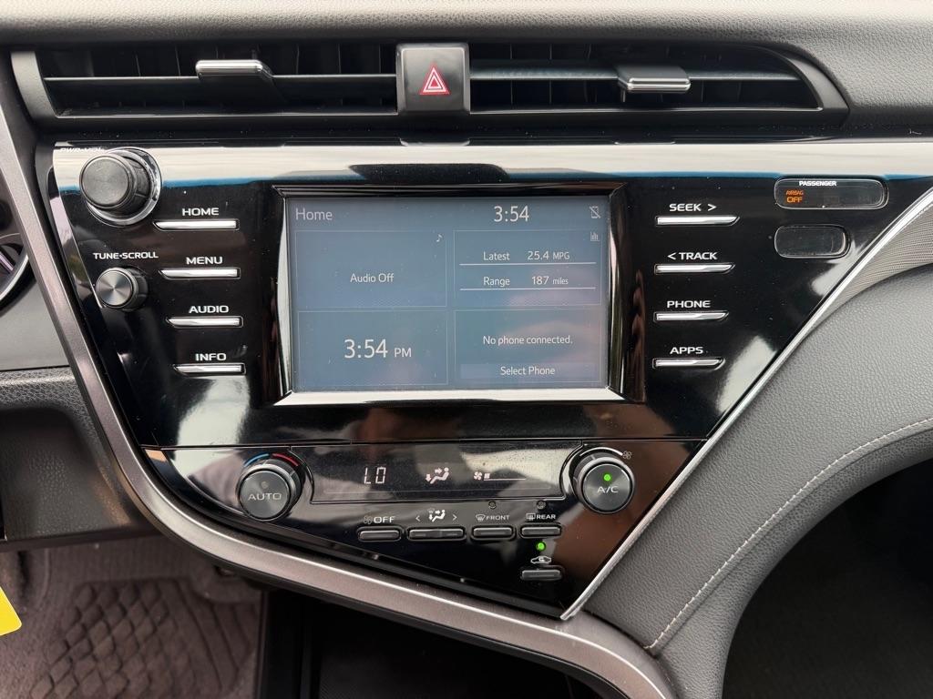 Toyota Camry SE 2018