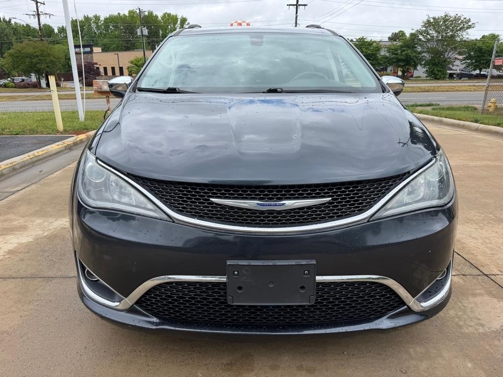 Chrysler Pacifica Limited 2020
