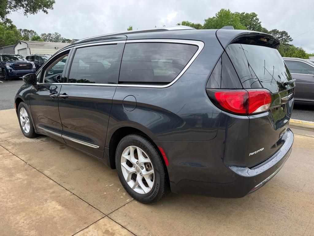 Chrysler Pacifica Limited 2020