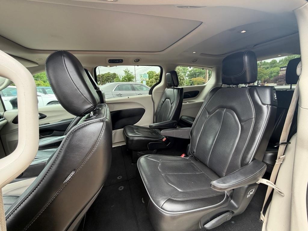 Chrysler Pacifica Limited 2020