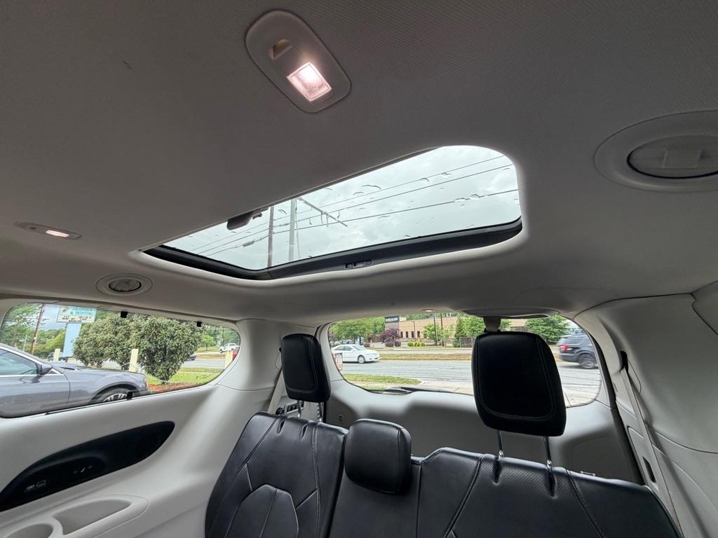 Chrysler Pacifica Limited 2020