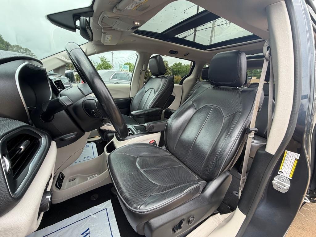 Chrysler Pacifica Limited 2020